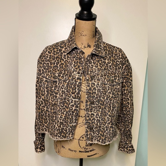 #283 Free People Cheetah Print Denim Jacket size XS - Picture 3 of 13